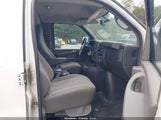 Chevrolet Express  Work Van 1GCWGFCF5F1168924 снимка