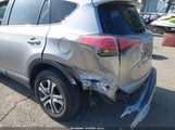 TOYOTA RAV4 LE JTMZFREV8JJ211618 снимка