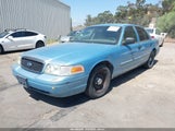 FORD CROWN VICTORIA NATURAL GAS VEHICLE/POLICE/POLICE STREET APPEARANCE 2FAFP71W92X155299 photo