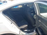 Hyundai Elantra Value Edition 5NPD84LF2JH367567 снимка