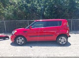 KIA SOUL + KNDJT2A21B7307744 снимка
