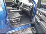 Ram  Laramie 4X4 5'7 Box 1C6SRFJT7KN589717 снимка