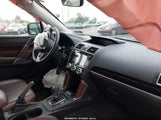 Subaru Forester 2.0Xt Touring JF2SJGWC3JH607000 снимка