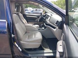Toyota Highlander Xle V6 5TDJKRFH4FS092221 photo