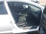 Hyundai Elantra Se 5NPD74LF3JH271028 снимка