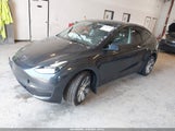 Tesla Model Y Long Range Dual Motor All-Wheel Drive 7SAYGDEE8RA235089 fotografie
