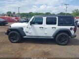 Jeep Wrangler Unlimited Sport Altitude 4X4 1C4HJXDN6MW605240 снимка