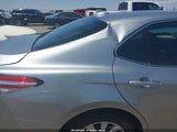 Toyota Camry Le 4T1B11HK6KU852250 photo