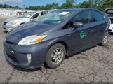 Toyota Prius Two JTDKN3DU1D5646245 снимка