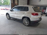 VOLKSWAGEN TIGUAN SE WVGAV7AXXCW533237 fotografie