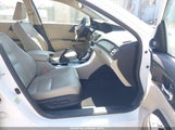 Honda Accord Hybrid Touring 1HGCR6F78FA012203 fotografie