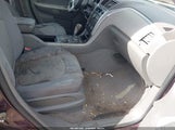 Chevrolet Traverse Ls 1GNLREED7AS117096 снимка