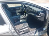 Toyota Camry Se 4T1G11AK7NU011090 photo