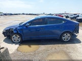 HYUNDAI ELANTRA SE 5NPD74LF3KH496373 снимка
