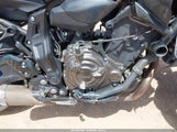 YAMAHA MT07 JYARM27E1JA002422 fotografie