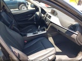 BMW 320I WBA3B1G59FNT02930 снимка