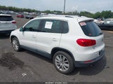 VOLKSWAGEN TIGUAN SE WVGAV7AX9CW607960 снимка