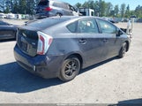Toyota Prius Two JTDKN3DUXF0456976 снимка