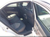 Toyota Camry Hybrid Xle 4T1B21HK5JU006199 fotografie