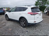 Toyota Rav4 Xle JTMRFREV9JD240995 снимка