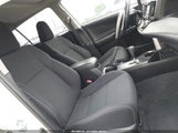 Toyota Rav4 Xle JTMRFREV9JD240995 снимка