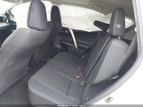 Toyota Rav4 Xle JTMRFREV9JD240995 снимка