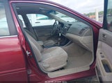 TOYOTA CAMRY LE 4T1BE32K12U015771 снимка