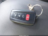 Toyota Rav4 Xle JTMW1RFV0PD098139 photo