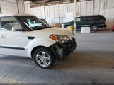 Kia Soul + KNDJT2A25B7710805 снимка