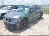 Volkswagen Tiguan 2.0T Se R-Line Black 3VVCB7AX2NM041747 photo
