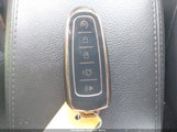 Ford Focus Titanium 1FADP3N24JL250081 fotografie