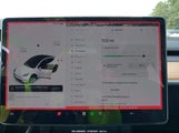 Tesla Model Y Long Range Dual Motor All-Wheel Drive 5YJYGDEE2MF183368 fotografie
