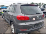 Volkswagen Tiguan Se WVGBV7AX1FW576051 photo