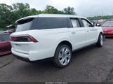 Lincoln Navigator Reserve L 5LMJJ3LG6SEL06615 photo