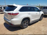 Toyota Highlander Xle V6 5TDKKRFH8GS120625 photo