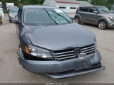 Volkswagen Passat 1.8T S 1VWAT7A37EC109457 снимка
