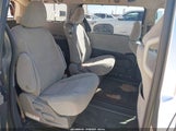 Toyota Sienna Le 8 Passenger 5TDKZ3DC4JS901522 снимка