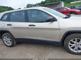 Jeep Cherokee Sport 1C4PJMAB6FW501676 снимка