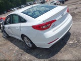 HYUNDAI SONATA SE 5NPE24AFXGH310874 снимка