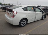 Toyota Prius Three JTDKN3DU9E1749826 снимка