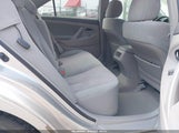 TOYOTA CAMRY LE 4T4BF3EK9AR004983 снимка