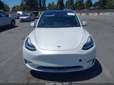 TESLA MODEL Y LONG RANGE DUAL MOTOR ALL-WHEEL DRIVE 5YJYGDEE5MF207050 fotografie