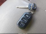 Toyota Camry Le 4T1BE32KX3U143055 снимка