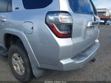 Toyota 4Runner Limited/Sr5/Sr5 Premium/Trail/Trail Premium/Trd Pro JTEBU5JR1G5380403 photo