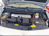 Toyota Prius Two JTDKN3DU1D1682248 fotografie