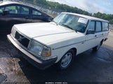 Volvo 240 Se YV1AA8853M1898569 снимка
