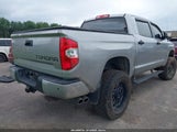 Toyota Tundra Limited 5.7L V8 5TFHW5F18JX699899 снимка