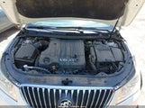 Buick Lacrosse Leather Group 1G4GC5E31DF298143 снимка
