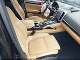 Porsche Cayenne Platinum Edition WP1AA2A25HKA88944 снимка