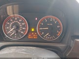BMW 328Xi WBAVC93547KX58783 снимка